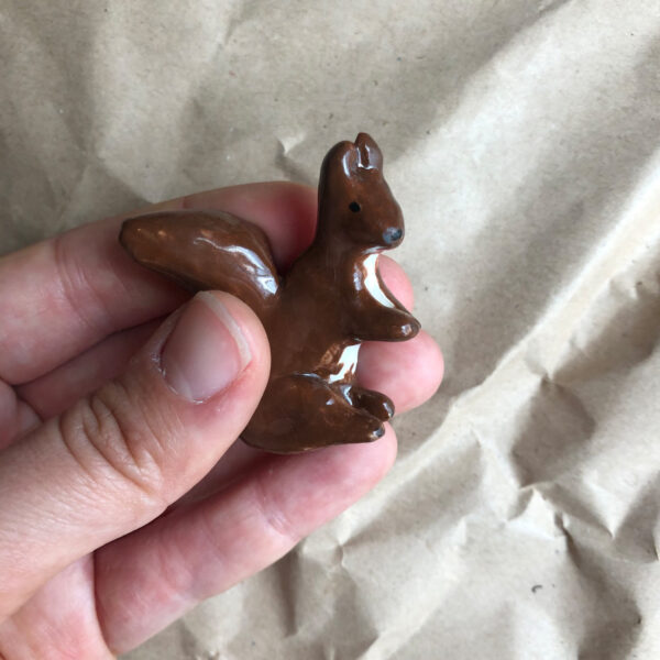 Eichhörnchen-Keramik-Valerie-Lipscher